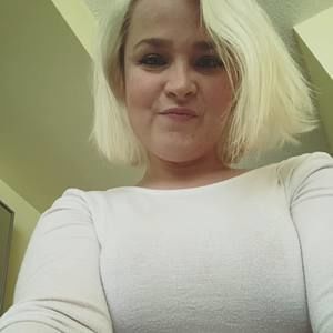 Meet your Posher, Yvonne